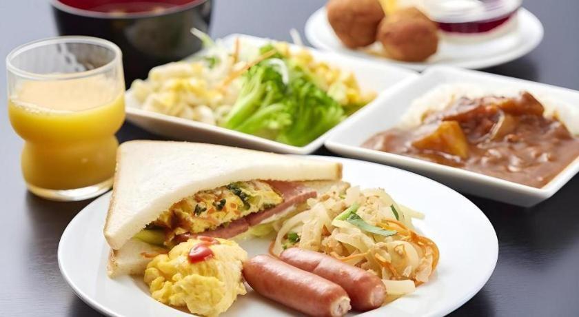 Roco Inn Matsuyama Naha Kültér fotó
